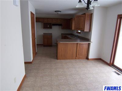 6931 West Shoaff Road Fort Wayne, IN 46818 - Photo 3 of 11