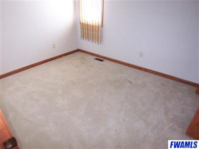 6931 West Shoaff Road Fort Wayne, IN 46818 - Photo 8 of 11