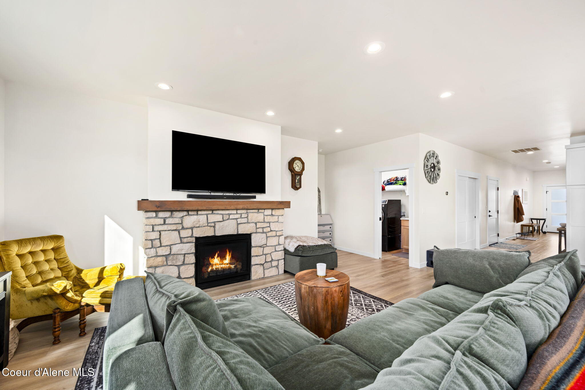 6663 West Portrush Drive Rathdrum, ID 83858 - Photo 11 of 29 17-web-or-mls-DSC_8054