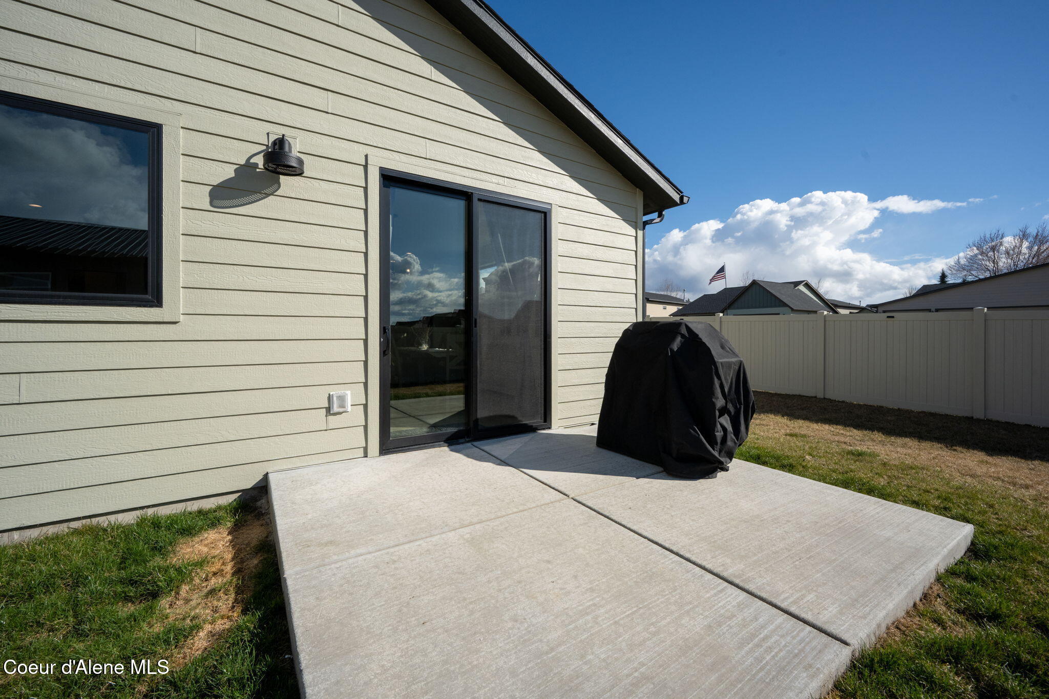 6663 West Portrush Drive Rathdrum, ID 83858 - Photo 25 of 29 25-web-or-mls-DSC_8101