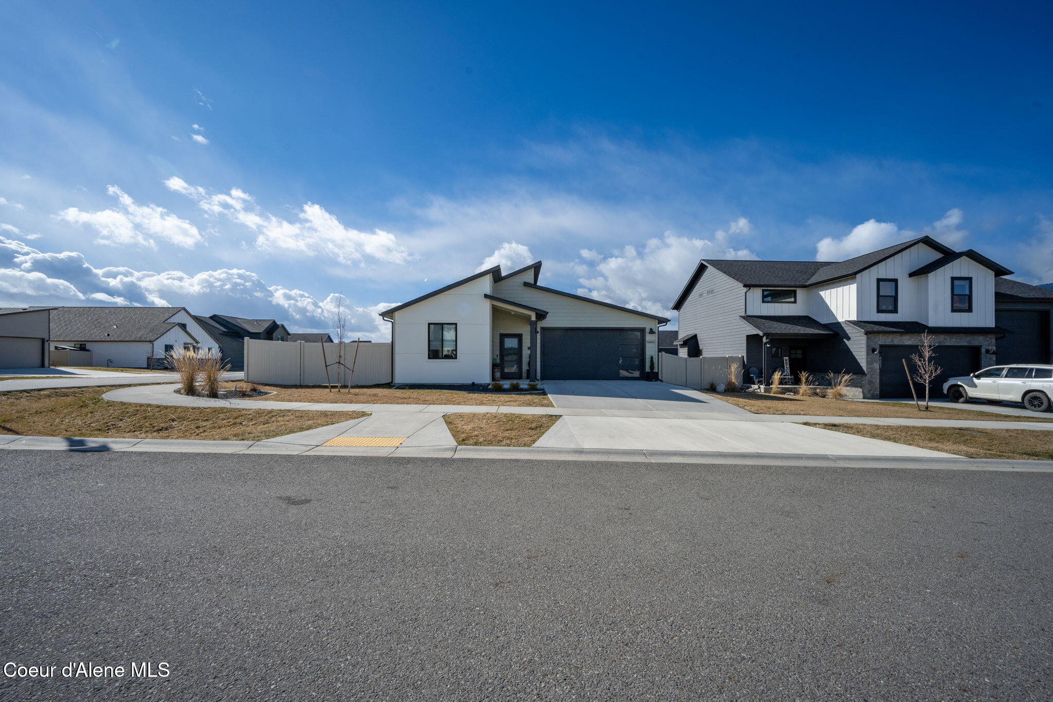 6663 West Portrush Drive Rathdrum, ID 83858 - Photo 4 of 29 2-web-or-mls-DSC_7916