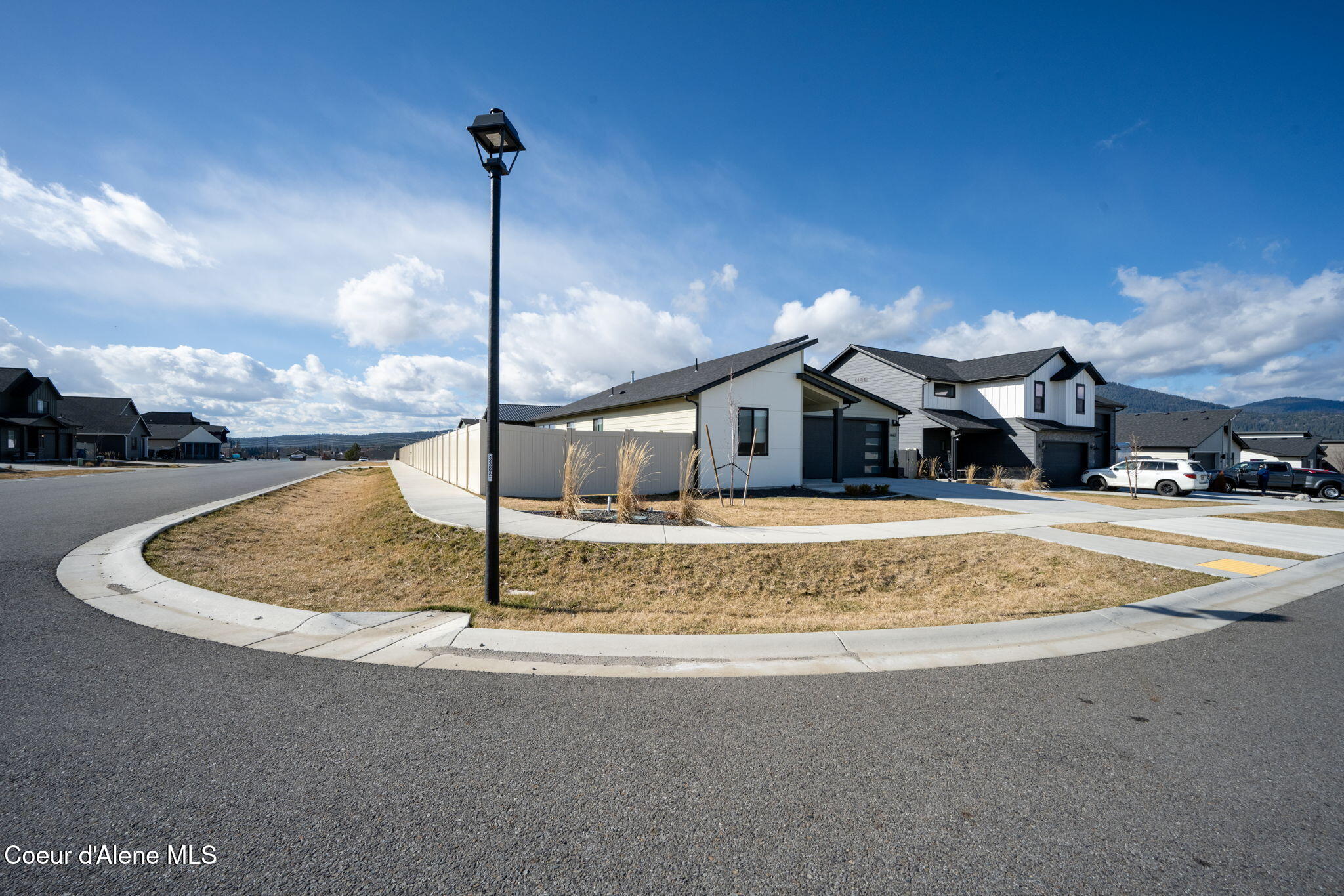 6663 West Portrush Drive Rathdrum, ID 83858 - Photo 5 of 29 1-web-or-mls-DSC_7936