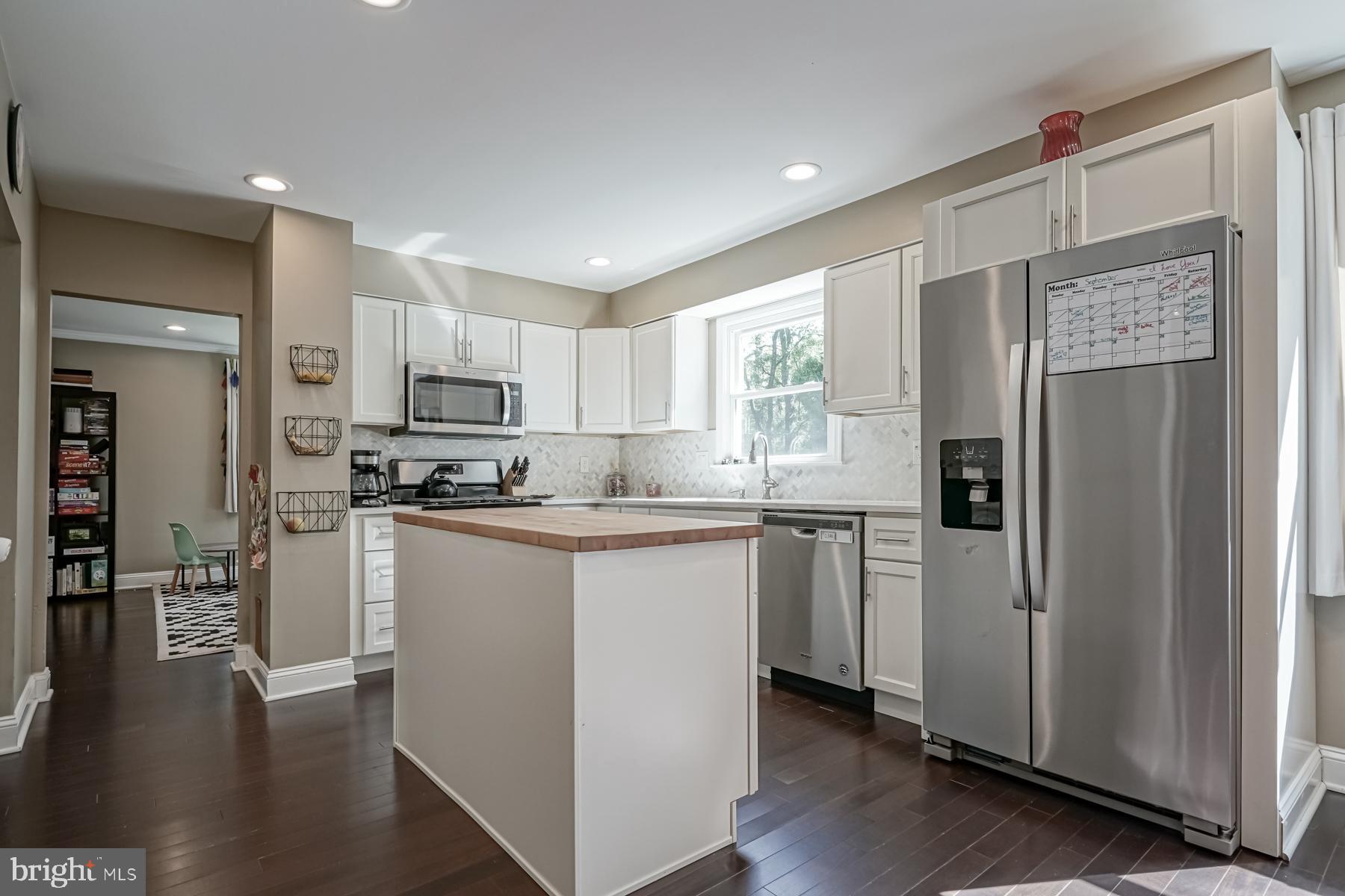 606 New York Road Glassboro, NJ 08028 - Photo 3 of 35