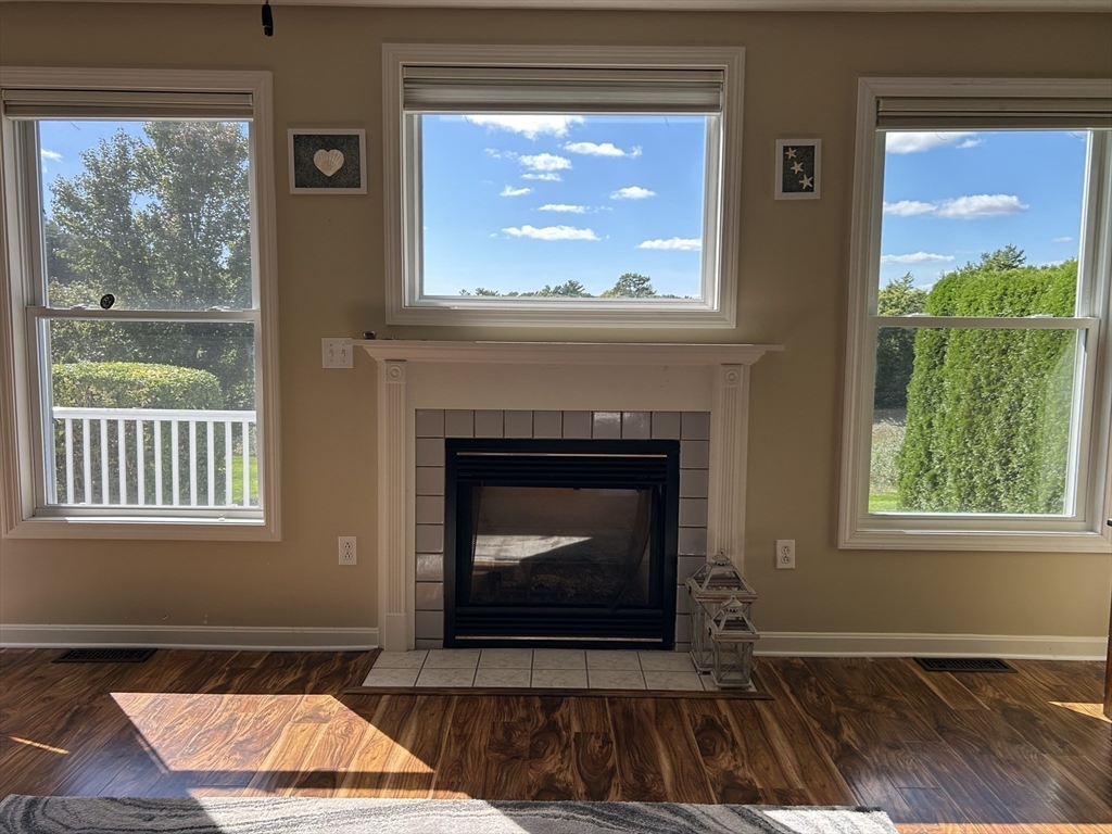 37 Bay Pointe Dr Extension, Unit 37 Wareham, MA 02532 - Photo 4 of 42