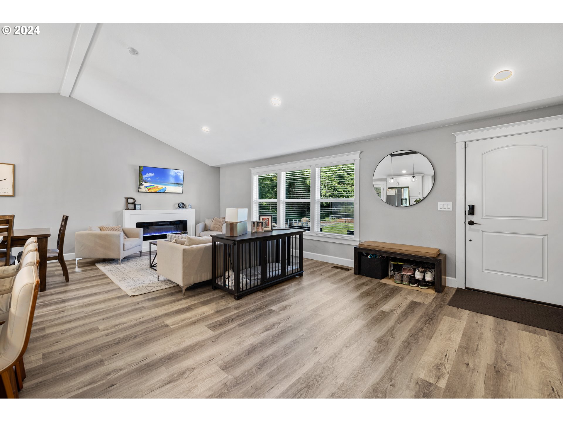 20515 South Leland Road Oregon City, OR 97045 - Photo 4 of 25 Gallery Image 4