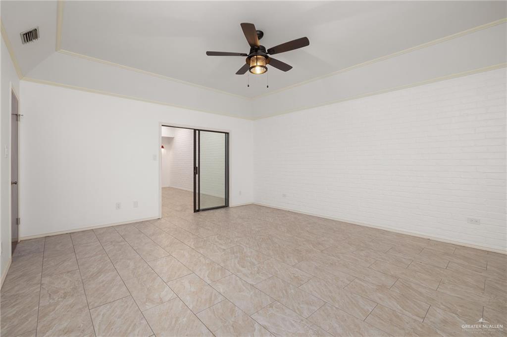 409 Tyler Avenue McAllen, TX 78503 - Photo 16 of 21 a view of an empty room