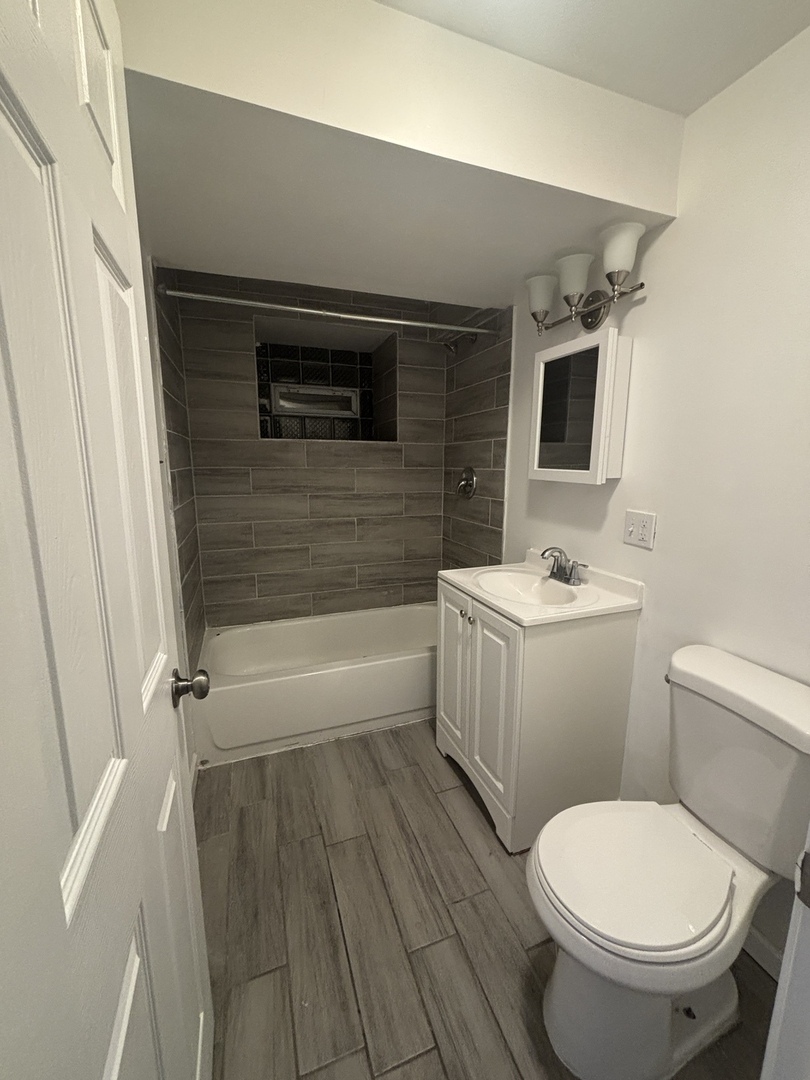 1944 South Springfield Avenue, Unit G Chicago, IL 60623 - Photo 3 of 13