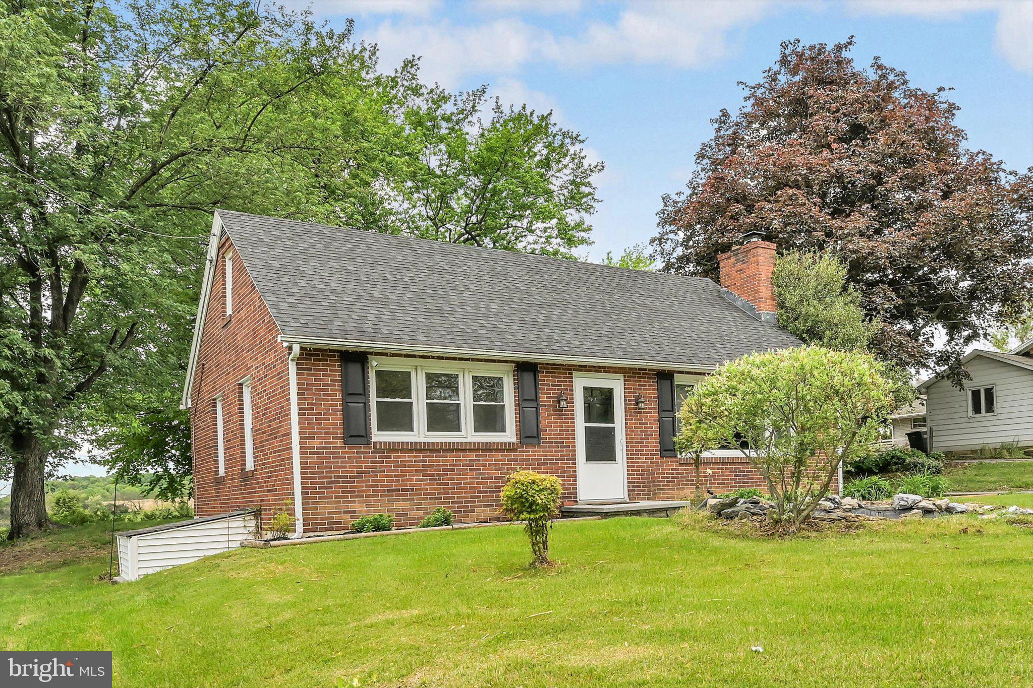2909 Tunnel Hill Road Lebanon, PA 17046 - Photo 5 of 30