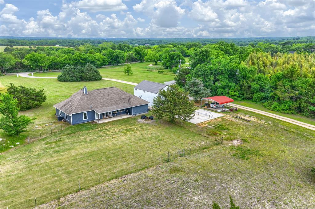 925 Wild Road Van Alstyne, TX 75495 - Photo 32 of 40