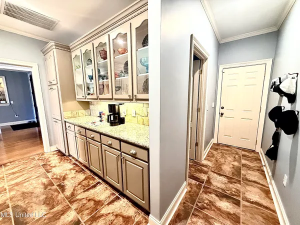 $385,000 | 103 Oak Meadows Drive, Clinton, MS 39056