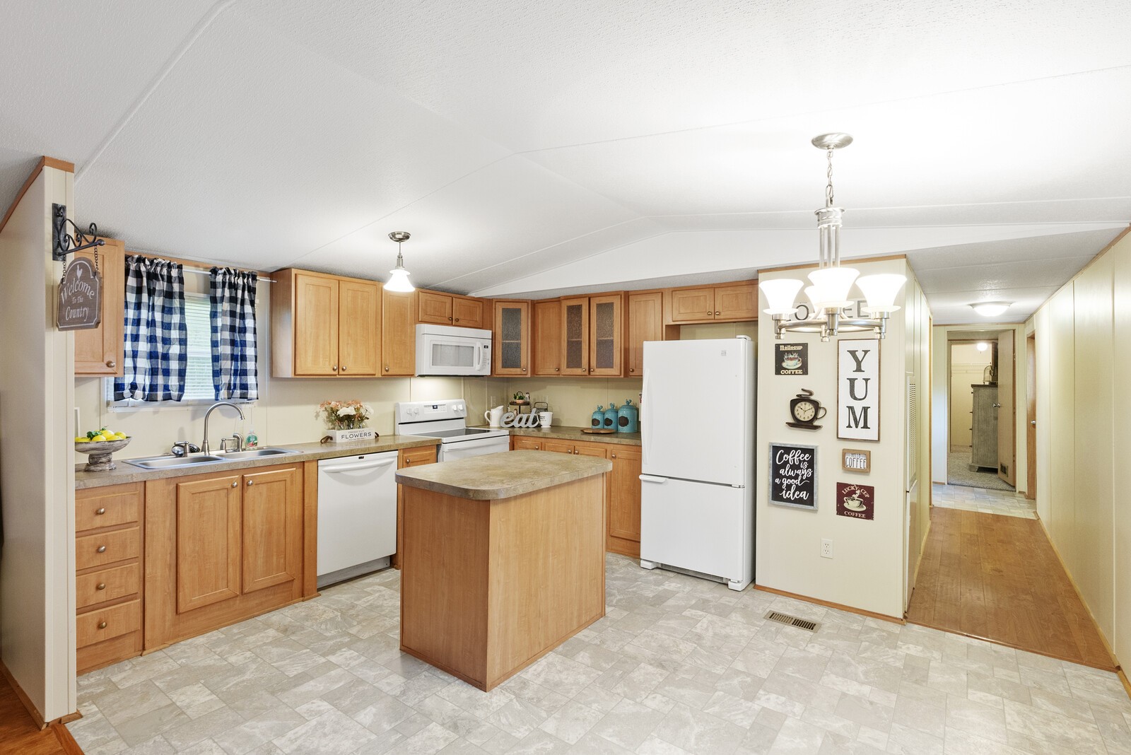 1213 Smiley Troutt Road Bethpage, TN 37022 - Photo 5 of 17
