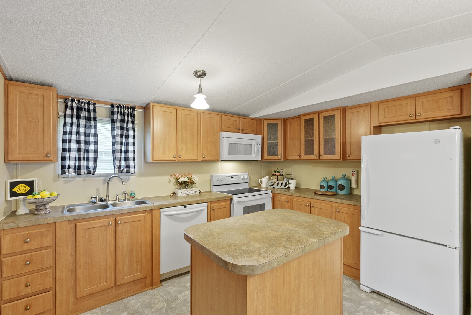 1213 Smiley Troutt Road Bethpage, TN 37022 - Photo 6 of 17