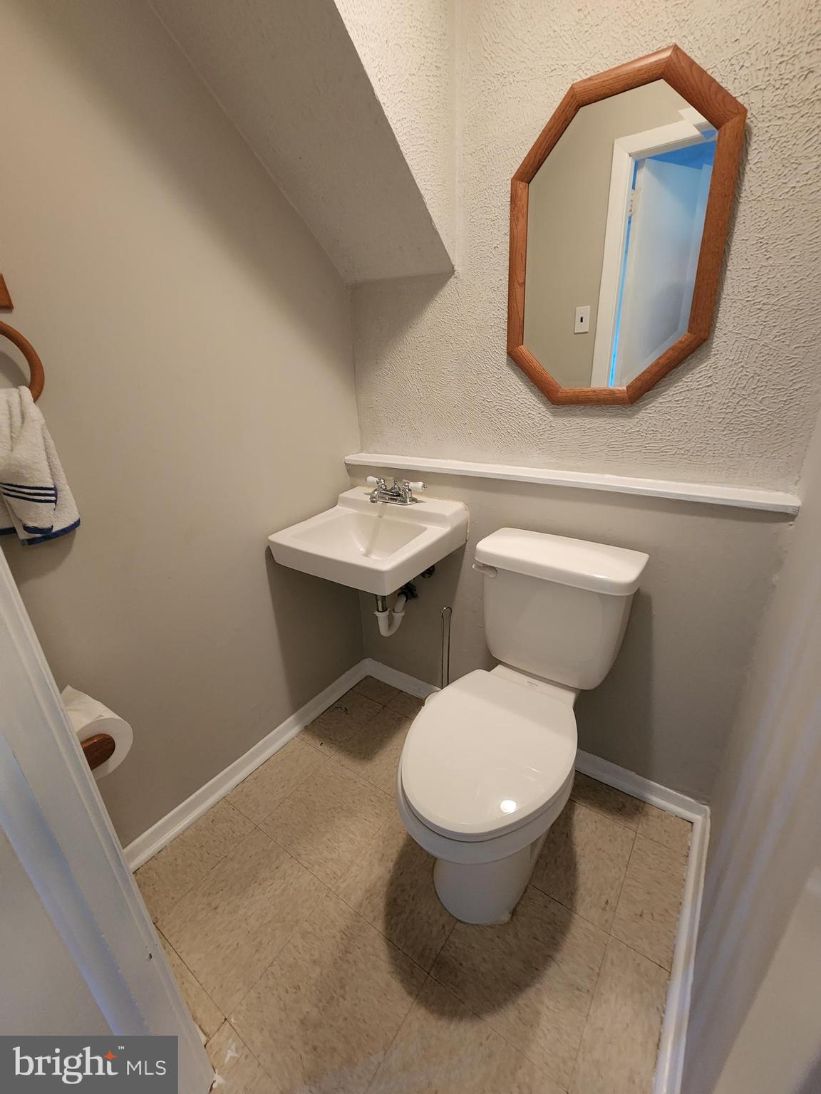 6 Chatham Road Gibbsboro, NJ 08026 - Photo 5 of 22