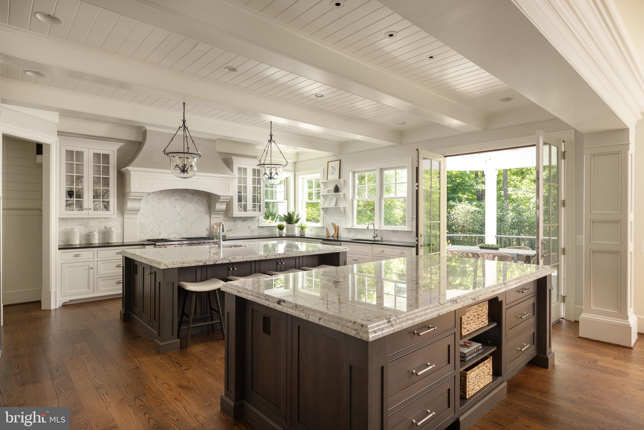 6719 Wemberly Way McLean, VA 22101 - Photo 18 of 50 Chef’s kitchen with dual islands