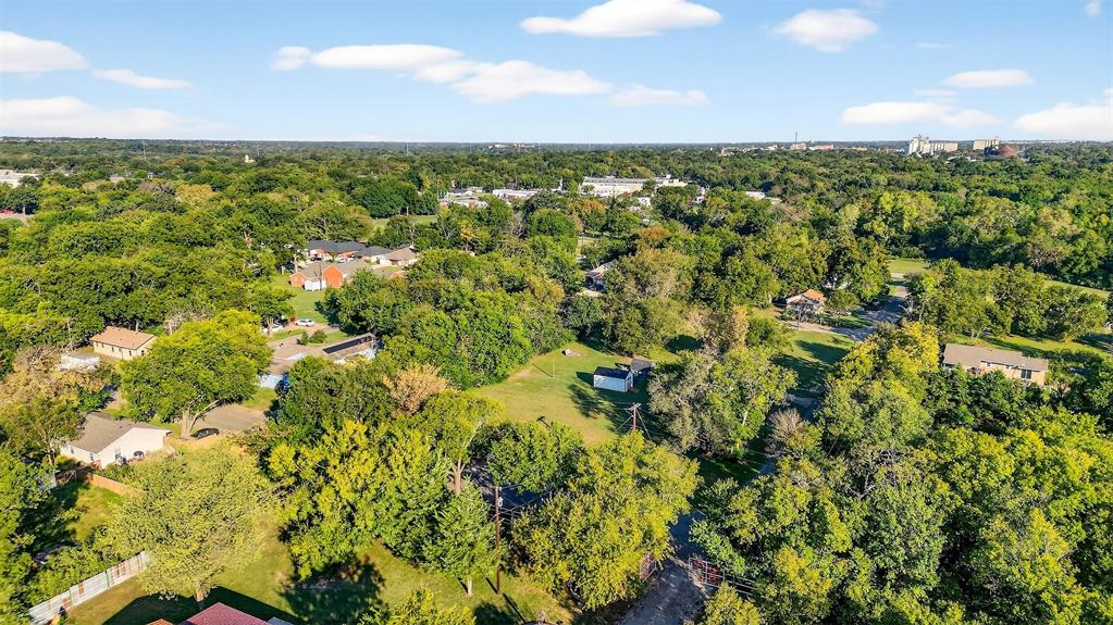 2018 South Inwood Street Sherman, TX 75090 - Photo 14 of 22 a view of a city