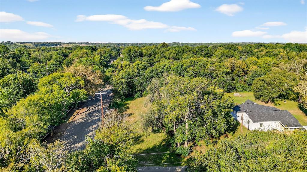 2018 South Inwood Street Sherman, TX 75090 - Photo 9 of 22 a view of a city