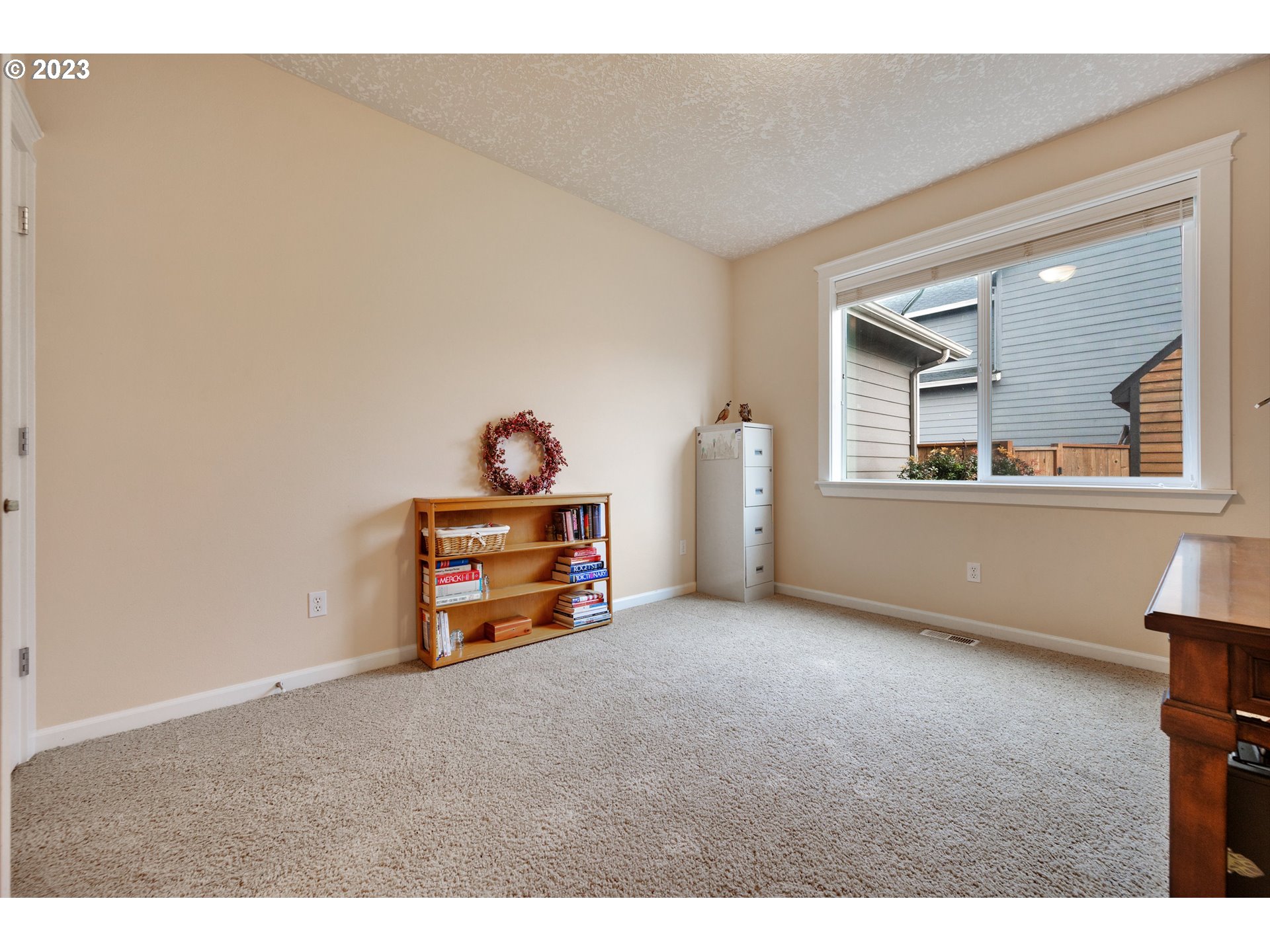 1760 Bobcat Avenue Southwest Albany, OR 97321 - Photo 24 of 39 Bedroom