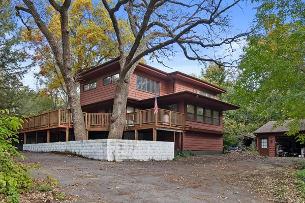 $545,000 | W351-s10308 W351-s10308 Tuohy Road, Eagle, WI 53119