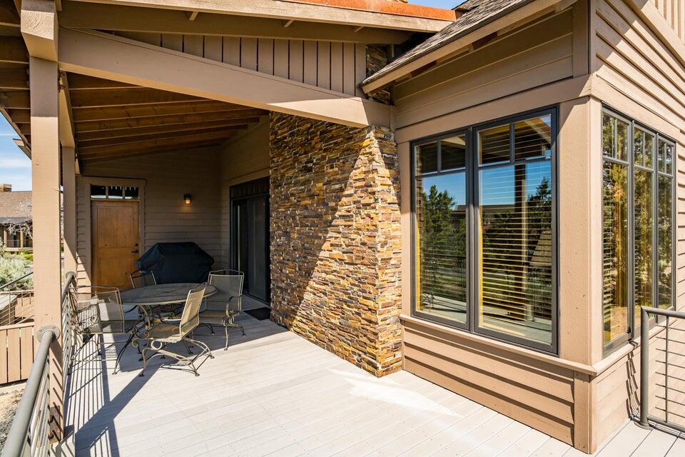 16845 South W Brasada Ranch Road, Unit 23 Powell Butte, OR 97753 - Photo 33 of 47 a balcony view with a outdoor seating space