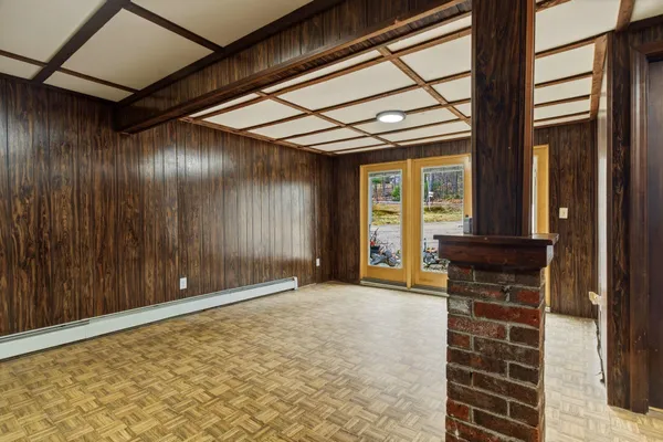 $499,999 | 24 Jay Drive, Gilford, NH 03249