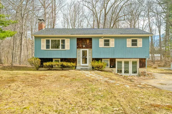 $499,999 | 24 Jay Drive, Gilford, NH 03249