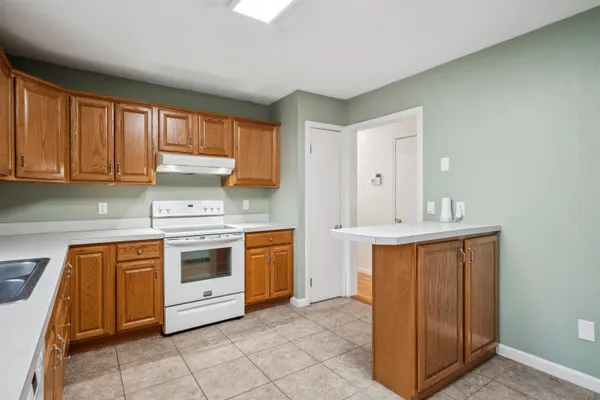 $499,999 | 24 Jay Drive, Gilford, NH 03249