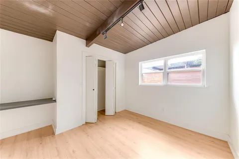 $580,000 | 3611 Marsh Ln Place, Dallas, TX 75220