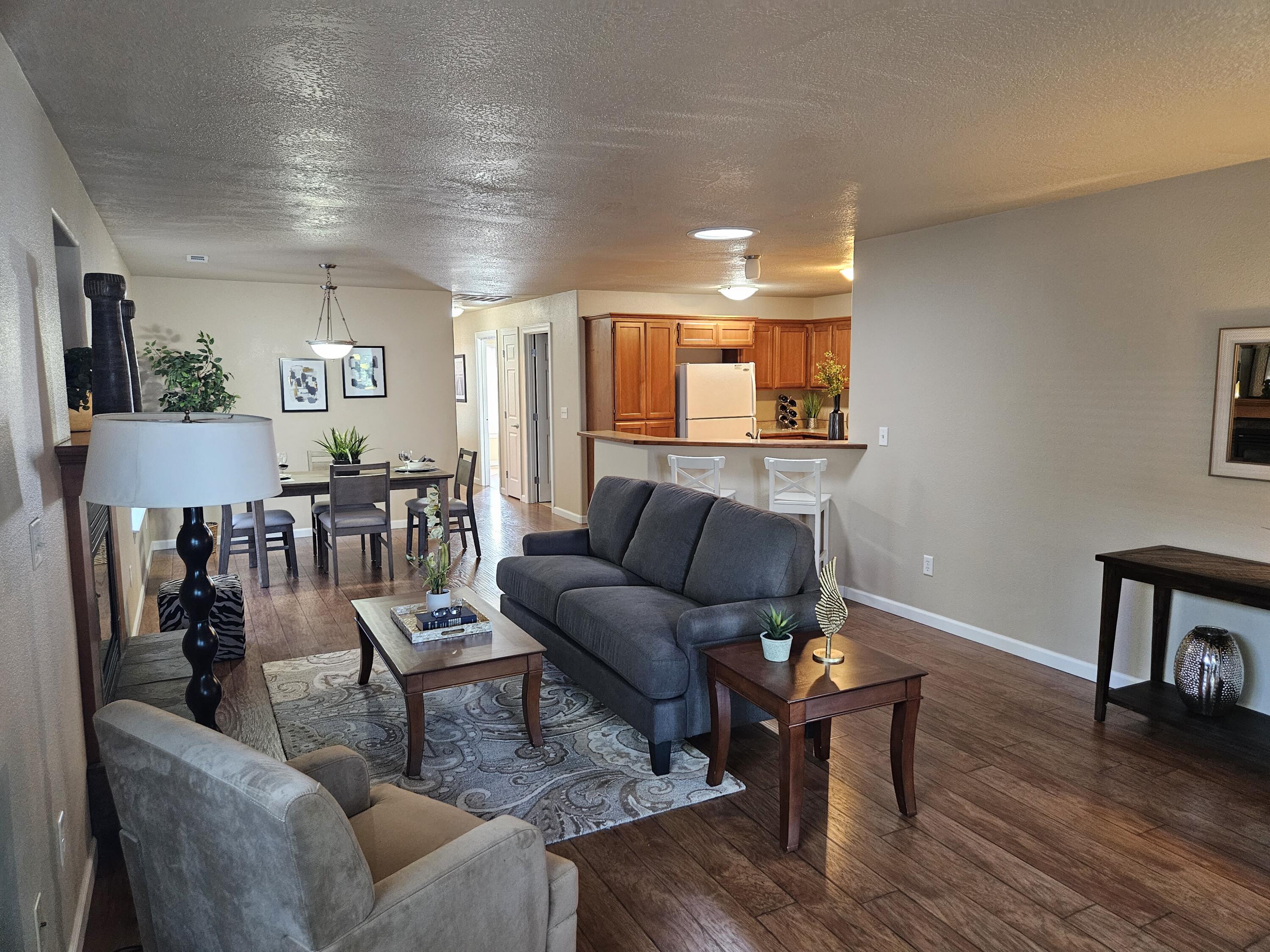 328 Cheney Loop Central Point, OR 97502 - Photo 8 of 18 20230624_093038