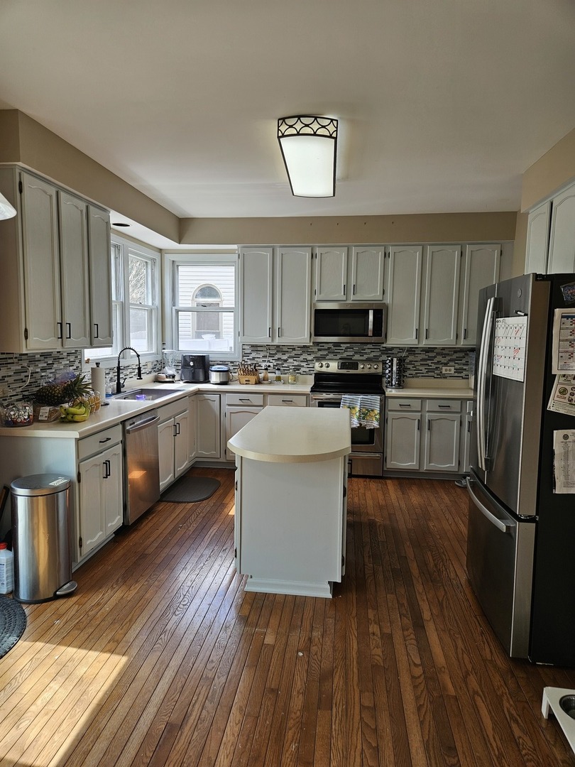 5149 Conifer Lane Gurnee, IL 60031 - Photo 4 of 13