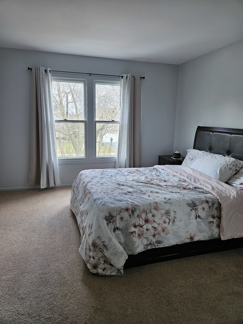 5149 Conifer Lane Gurnee, IL 60031 - Photo 9 of 13