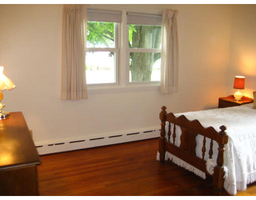 51 Gleason Road Northampton, MA 01060 - Photo 14 of 30 Gallery Image 14