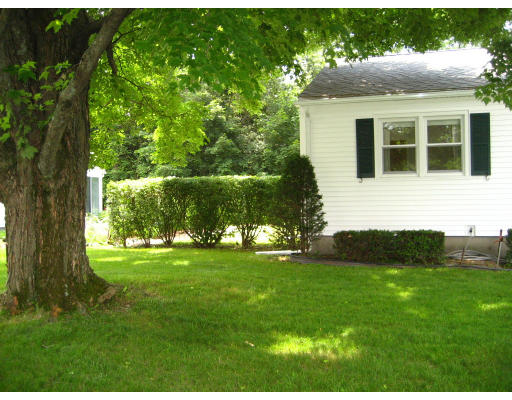 51 Gleason Road Northampton, MA 01060 - Photo 2 of 30 Gallery Image 2