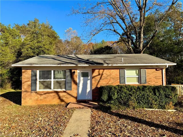 $187,000 | 421 Sycamore Circle, Yadkinville, NC 27055