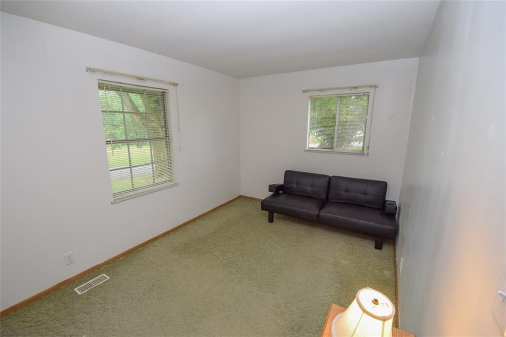 8805 West Mill Road Yorktown, IN 47396 - Photo 16 of 35 Gallery Image 16