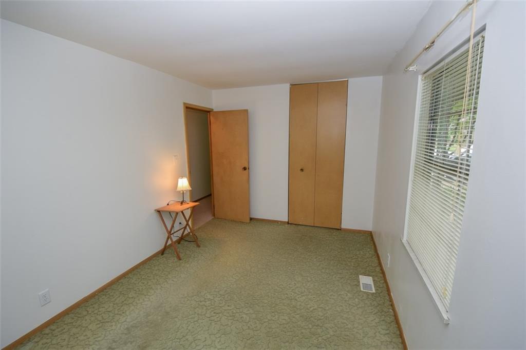 8805 West Mill Road Yorktown, IN 47396 - Photo 17 of 35 Gallery Image 17