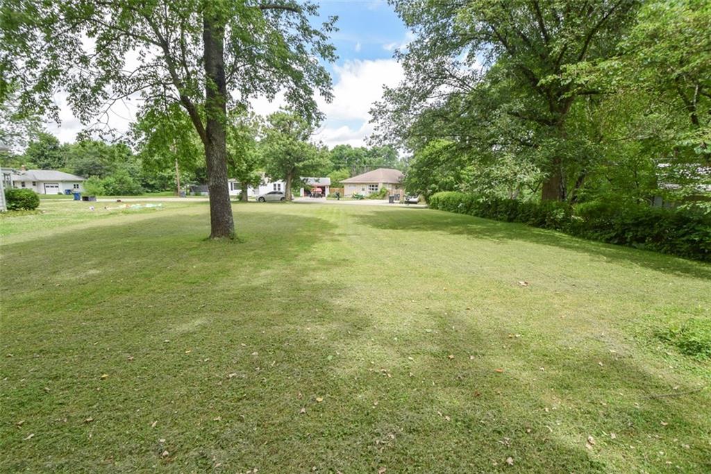 8805 West Mill Road Yorktown, IN 47396 - Photo 28 of 35 Gallery Image 28