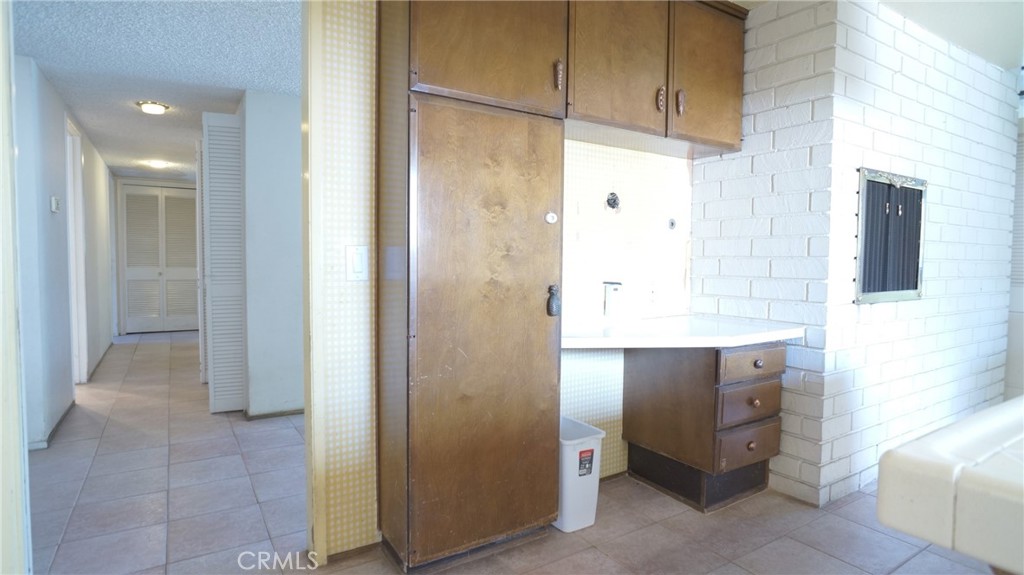 20522 Seton Hill Drive Walnut, CA 91789 - Photo 15 of 51 a bathroom with a mirror and a shower