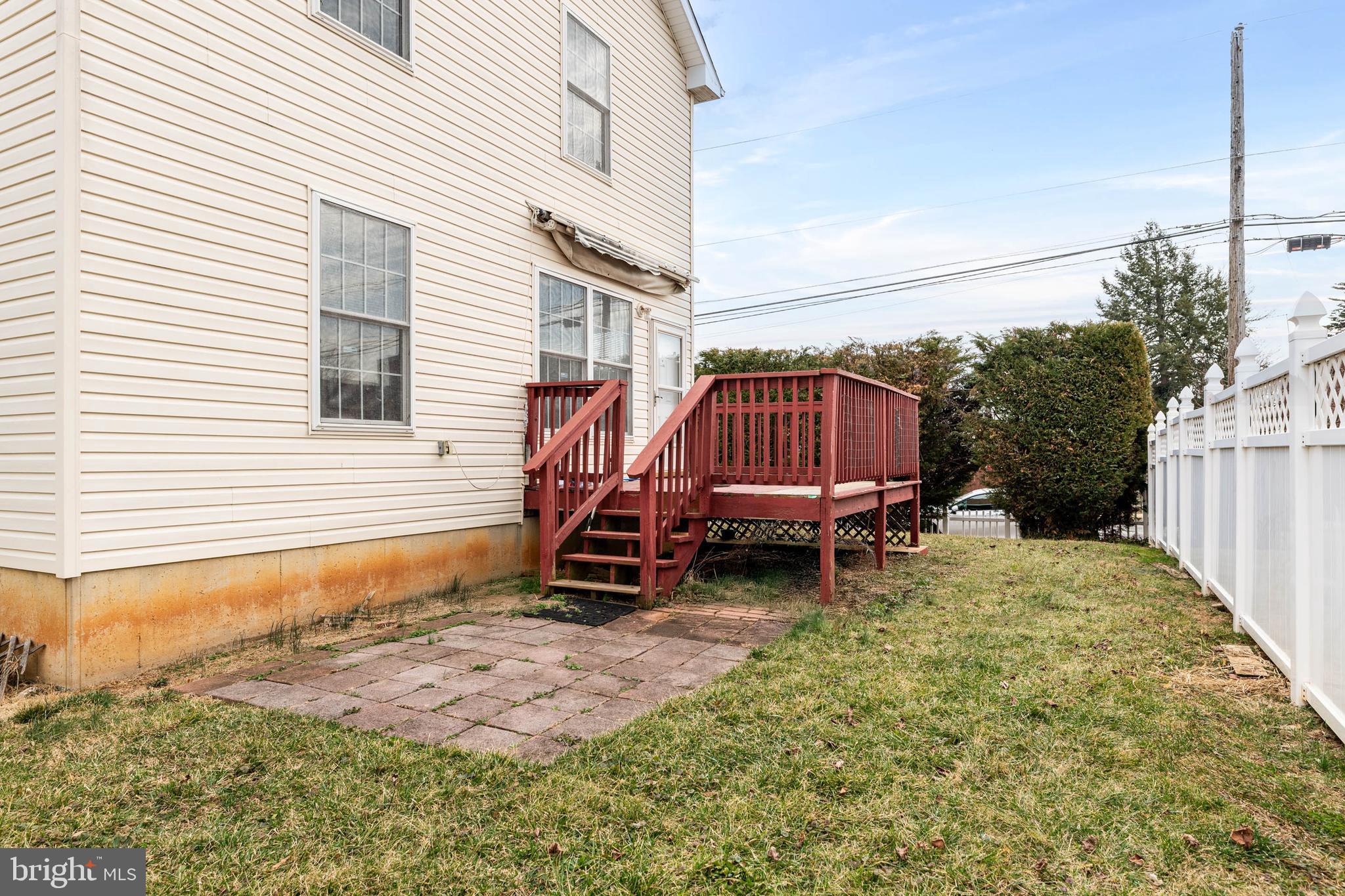 2136 Murray Street Philadelphia, PA 19115 - Photo 37 of 38 Rear View & Deck