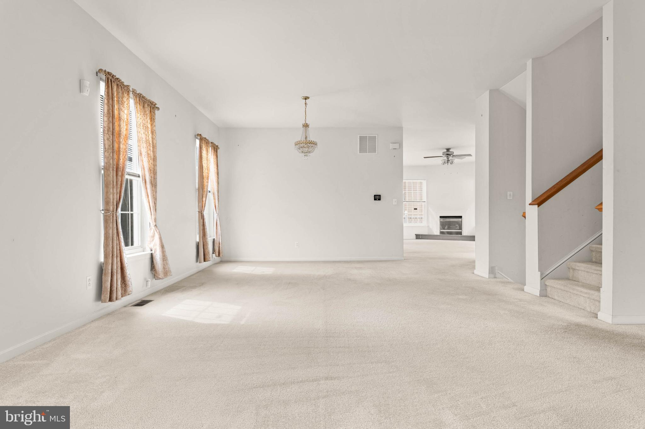 2136 Murray Street Philadelphia, PA 19115 - Photo 7 of 38 Dining Room