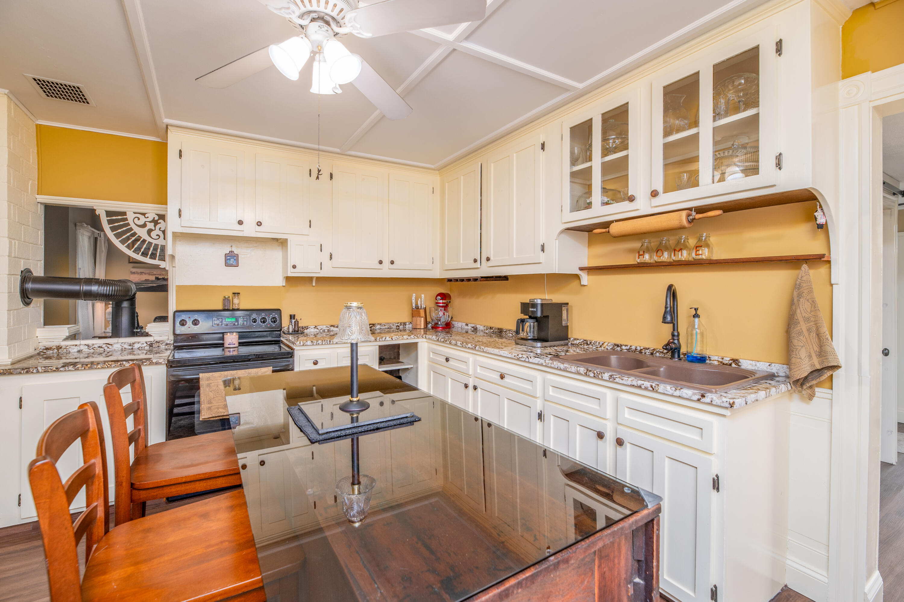 659 Old County Road Rockland, ME 04841 - Photo 12 of 41 Interior10