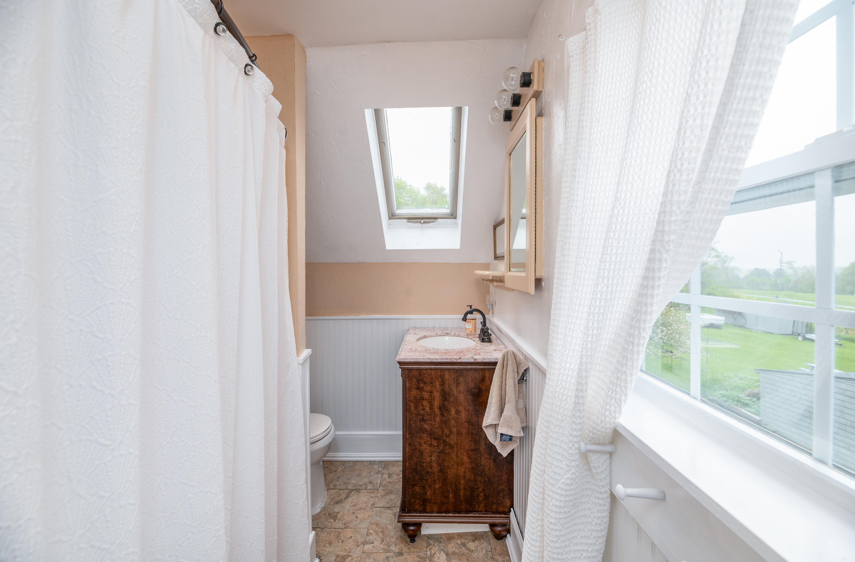 659 Old County Road Rockland, ME 04841 - Photo 30 of 41 Interior6