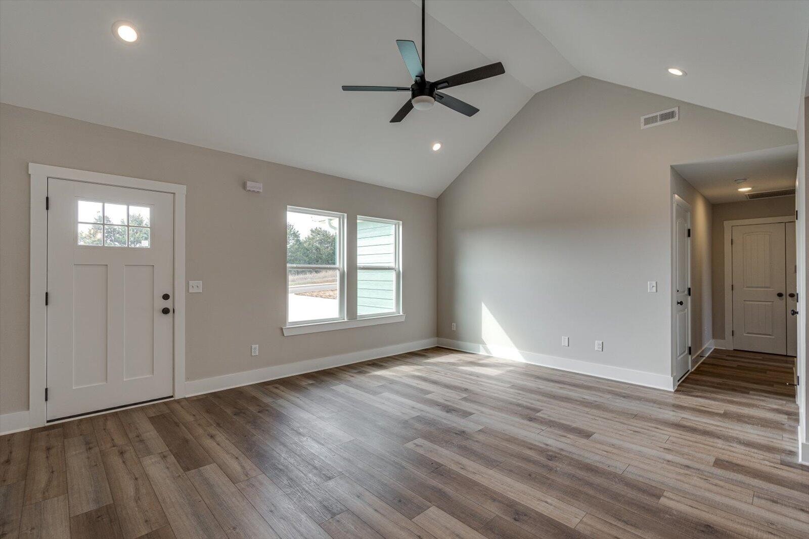 104 Co Road Athens, TN 37303 - Photo 6 of 24 Gallery Image 6