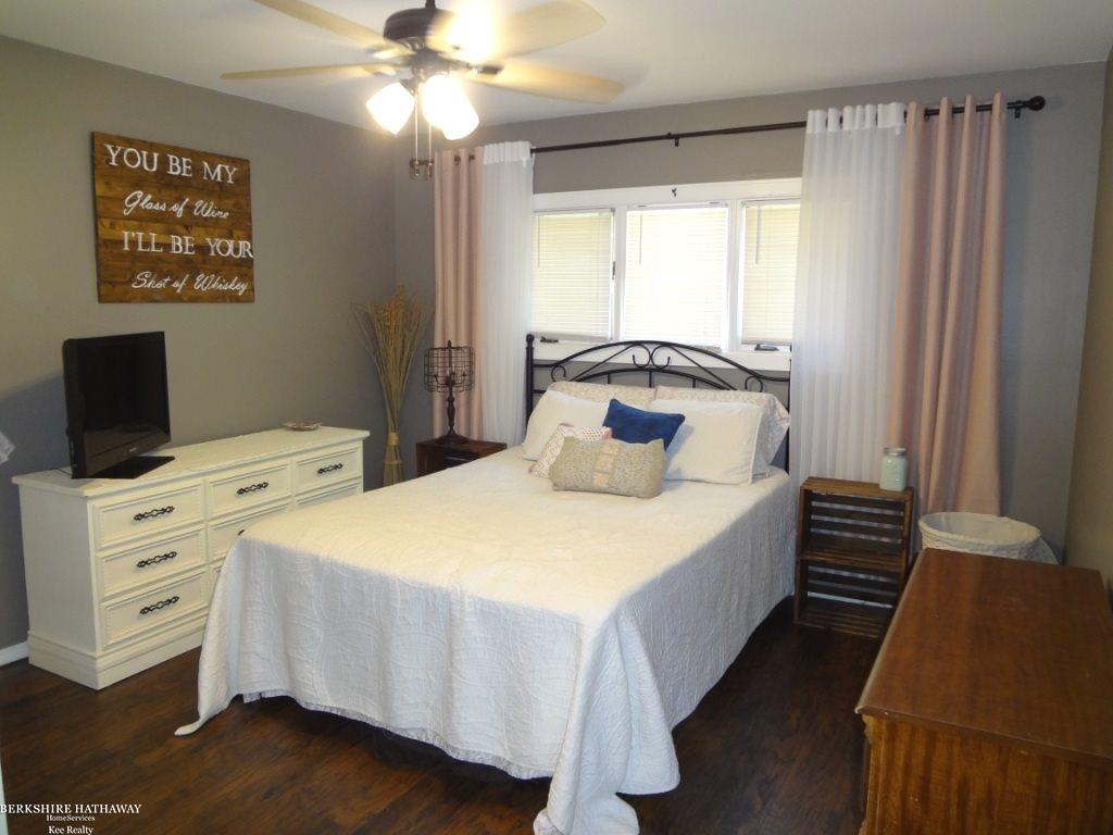 45432 Fairchild Road Macomb, MI 48042 - Photo 13 of 30 31391110-12.JPG