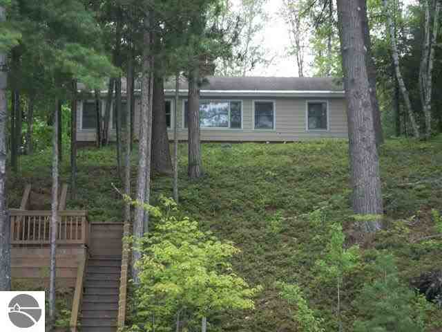 8701 Gedman Road Mancelona, MI 49659 - Photo 7 of 25 1746381-6.JPG