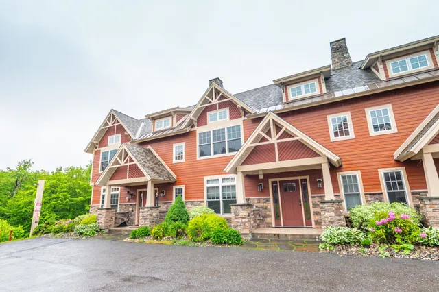 $1,395,000 | 3 B Freestyle Circle, West Dover, VT 05356
