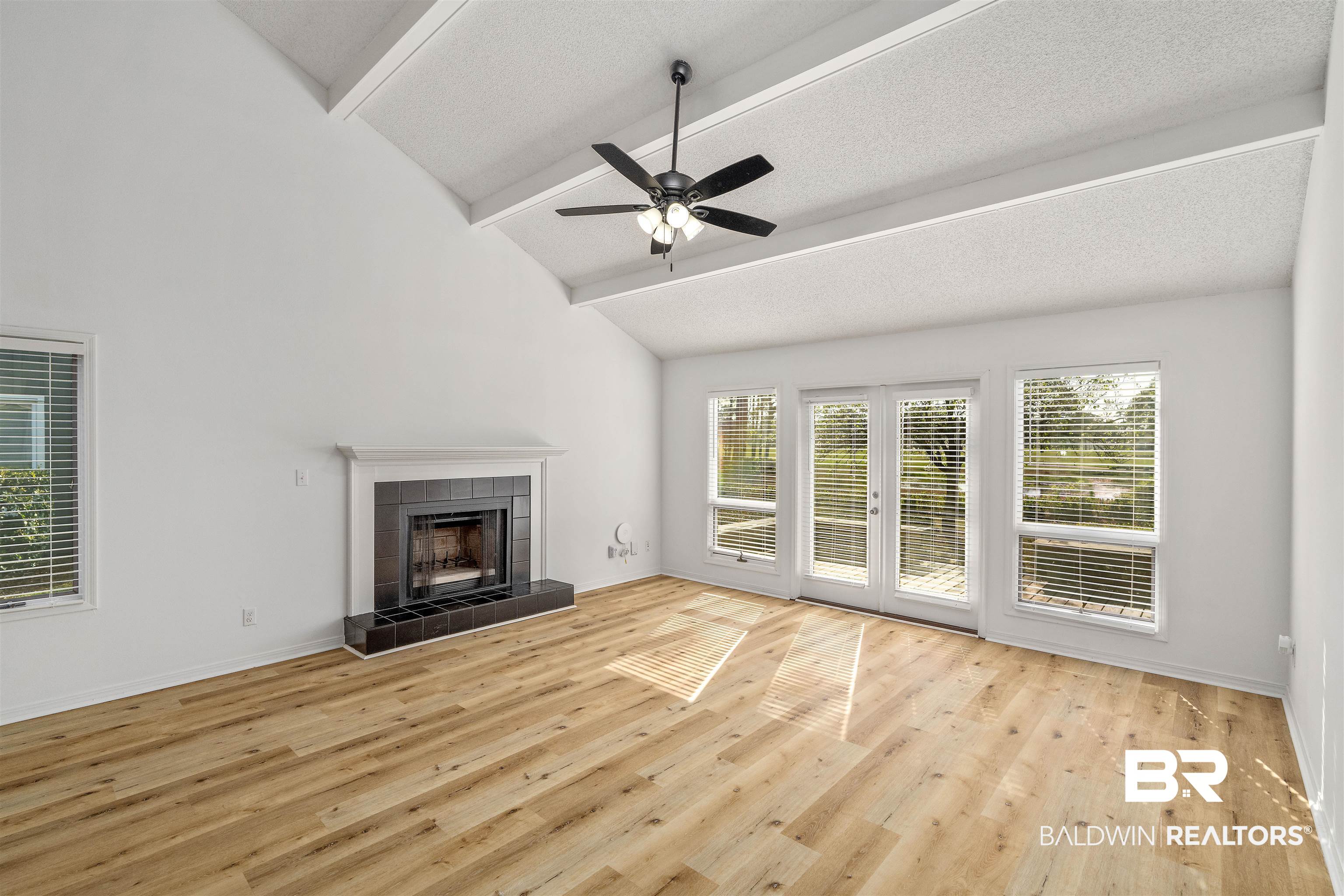 1701 Regency Road, Unit 120 Gulf Shores, AL 36542 - Photo 5 of 33
