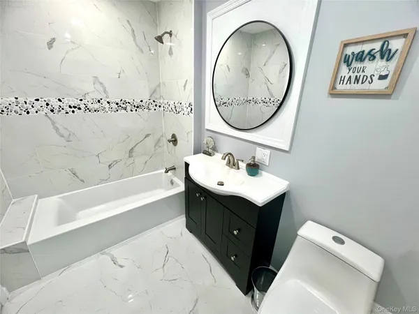$3,100 | 126 West Main Street, Unit 1, Middletown, NY 10940