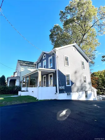 $3,100 | 126 West Main Street, Unit 1, Middletown, NY 10940