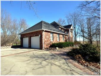 594 South Mulberry Road Collinsville, IL 62234 - Photo 2 of 21 Gallery Image 2