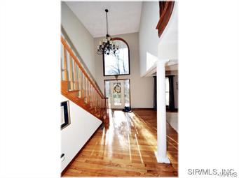 594 South Mulberry Road Collinsville, IL 62234 - Photo 4 of 21 Gallery Image 4